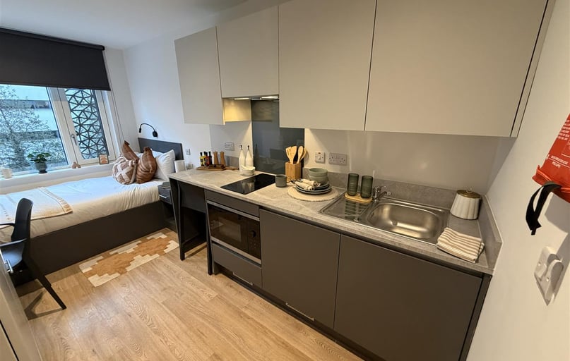 St James Boulevard, Newcastle Upon Tyne, Newcastle - Image 1